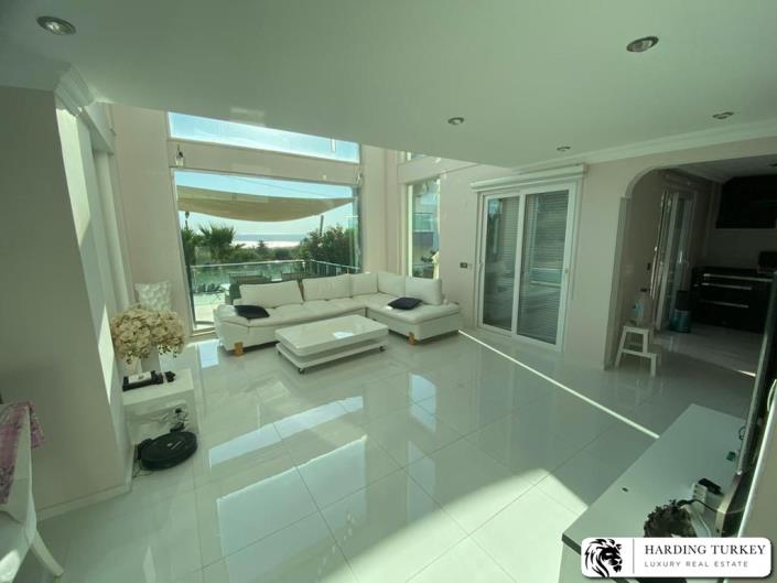 Image No.32-3 Bed Villa / Detached for sale