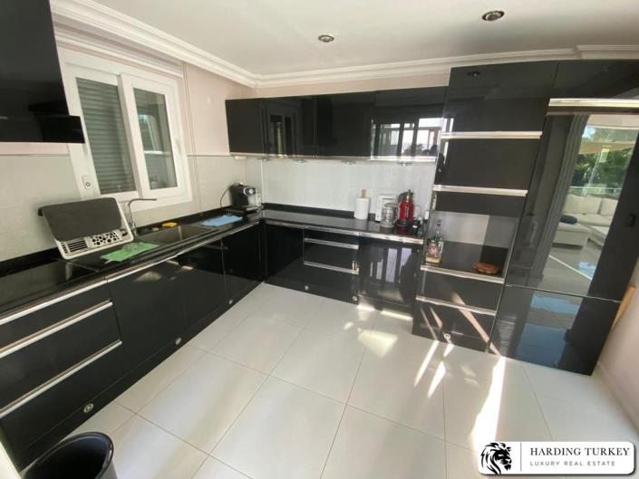 Image No.35-3 Bed Villa / Detached for sale