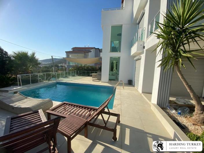 Image No.3-3 Bed Villa / Detached for sale