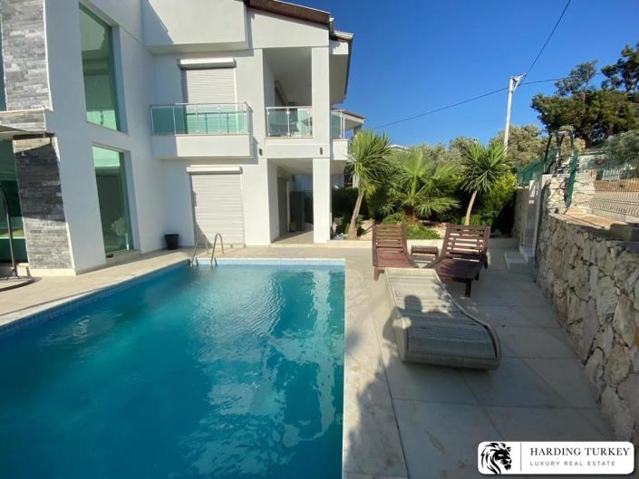 Image No.4-3 Bed Villa / Detached for sale