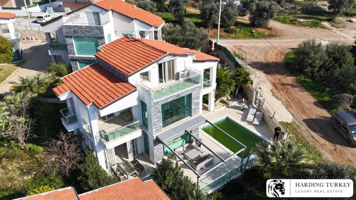 Image No.8-3 Bed Villa / Detached for sale