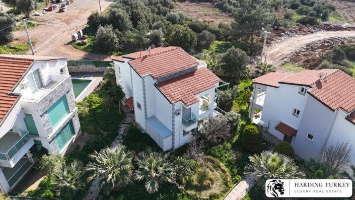 Image No.10-3 Bed Villa / Detached for sale