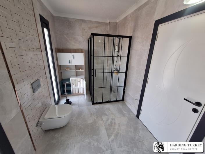 Image No.37-4 Bed Villa / Detached for sale