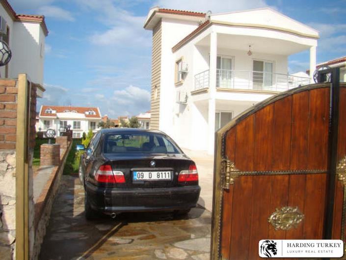 Image No.7-3 Bed Villa / Detached for sale