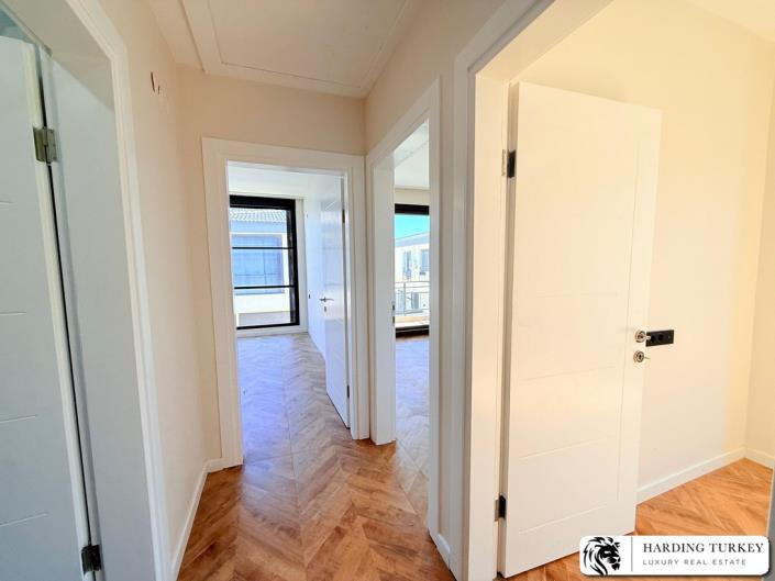 Image No.4-3 Bed Semi-Detached for sale