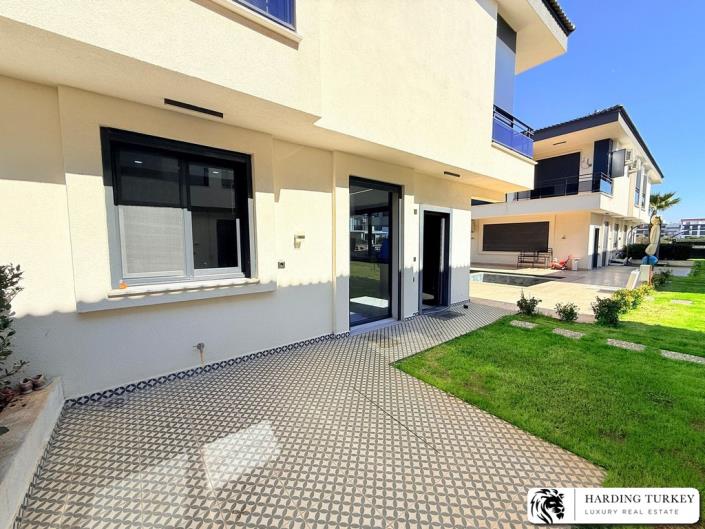 Image No.3-3 Bed Semi-Detached for sale