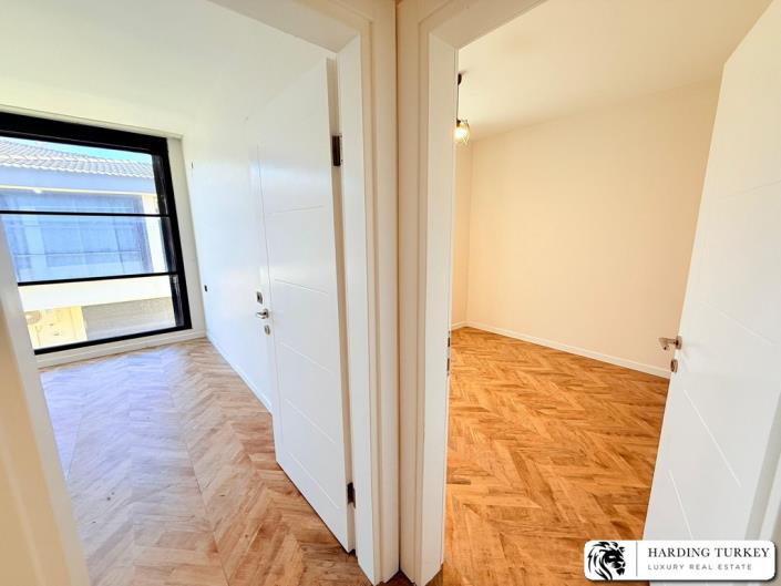 Image No.17-3 Bed Semi-Detached for sale