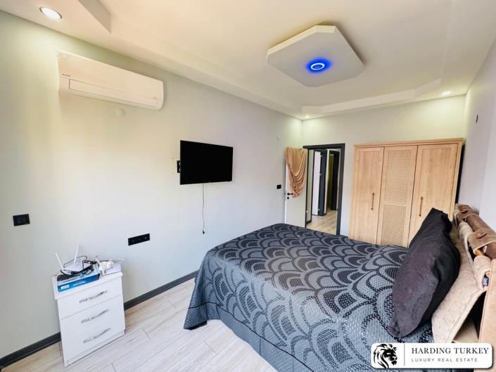 Image No.8-3 Bed Semi-Detached for sale