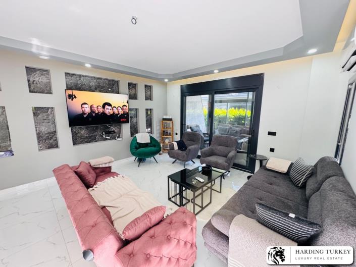 Image No.19-3 Bed Semi-Detached for sale