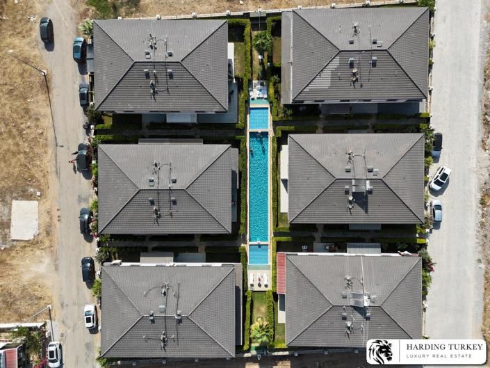 Image No.26-3 Bed Semi-Detached for sale