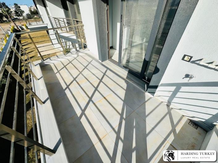 Image No.29-2 Bed Apartment for sale