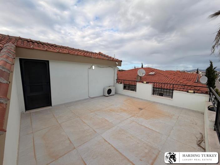 Image No.12-3 Bed Duplex for sale