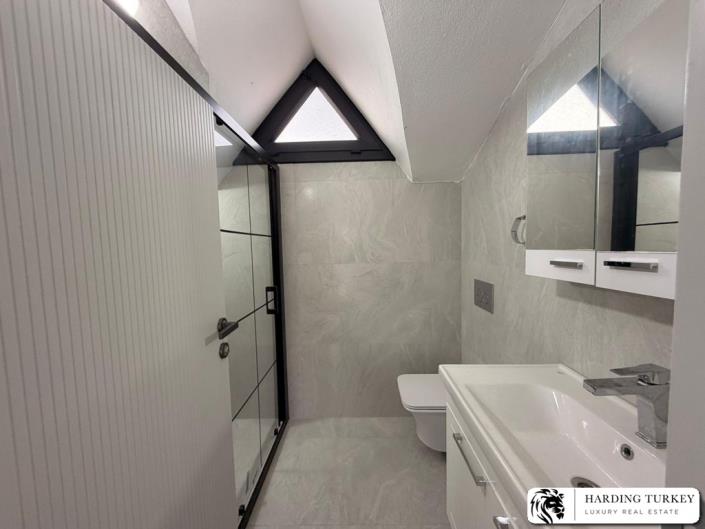 Image No.13-3 Bed Duplex for sale