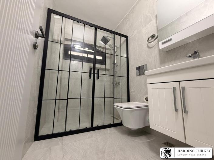 Image No.18-3 Bed Duplex for sale