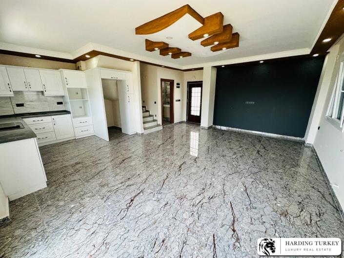 Image No.13-3 Bed Semi-Detached for sale