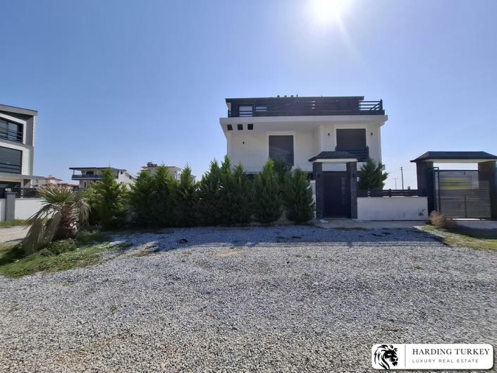 Image No.4-3 Bed Semi-Detached for sale