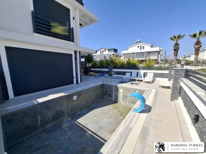 Image No.5-3 Bed Semi-Detached for sale