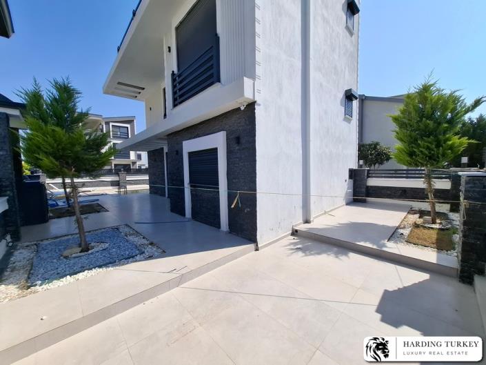 Image No.7-3 Bed Semi-Detached for sale