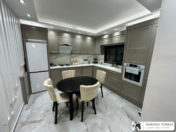 Image No.14-3 Bed Semi-Detached for sale