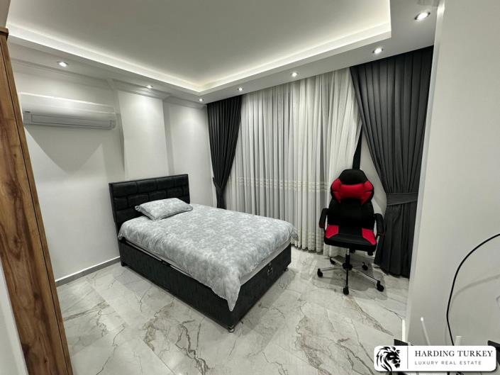 Image No.16-3 Bed Semi-Detached for sale