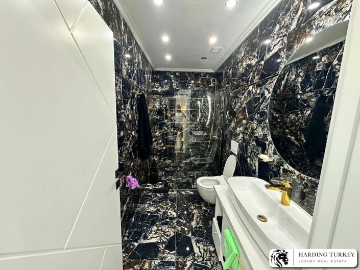 Image No.17-3 Bed Semi-Detached for sale