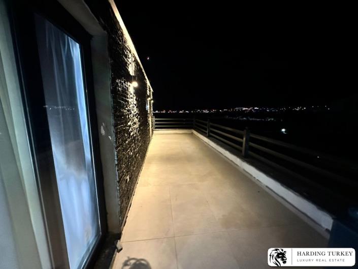 Image No.21-3 Bed Semi-Detached for sale