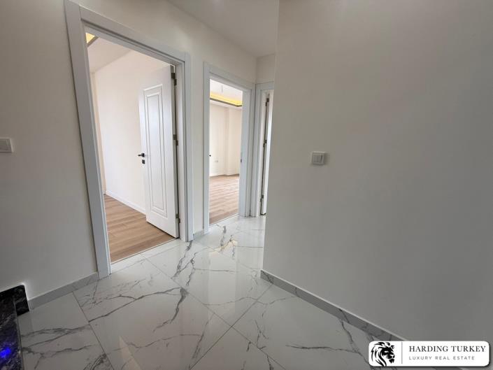 Image No.11-4 Bed Semi-Detached for sale