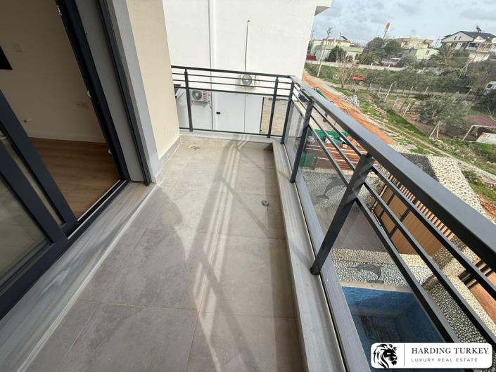 Image No.31-4 Bed Semi-Detached for sale