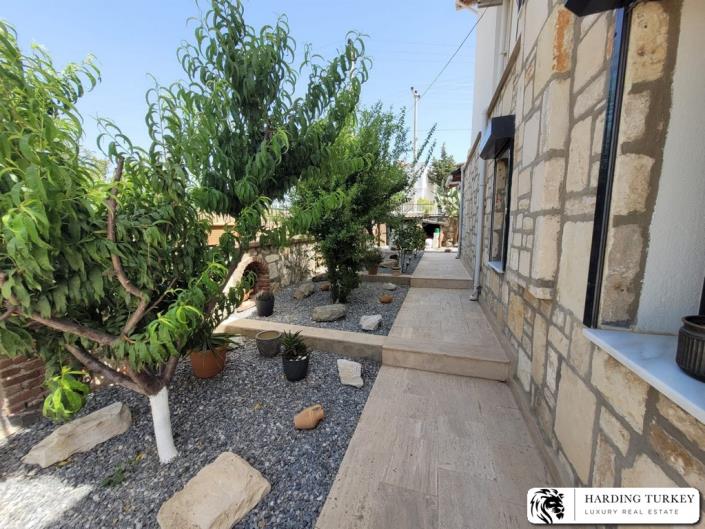 Image No.10-4 Bed Villa / Detached for sale