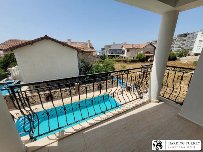 Image No.16-4 Bed Villa / Detached for sale