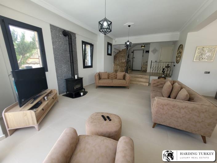 Image No.29-4 Bed Villa / Detached for sale