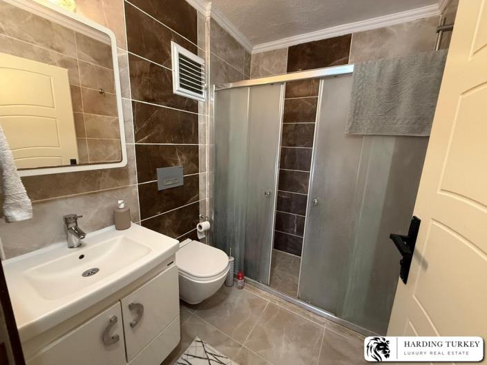 Image No.9-3 Bed Duplex for sale