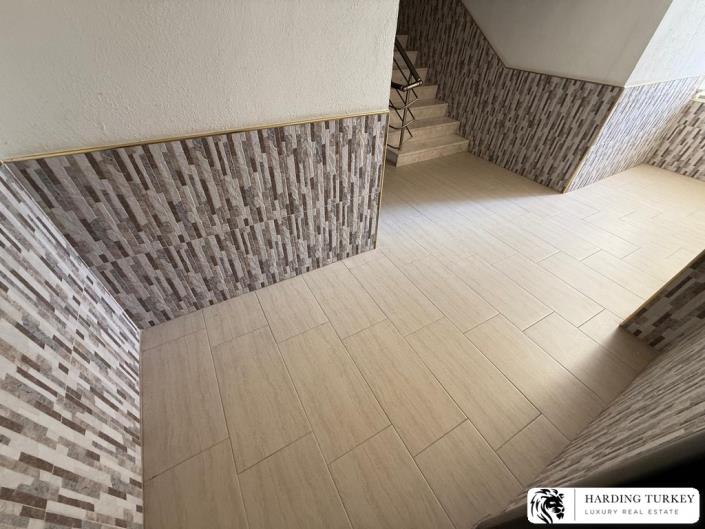 Image No.41-3 Bed Duplex for sale