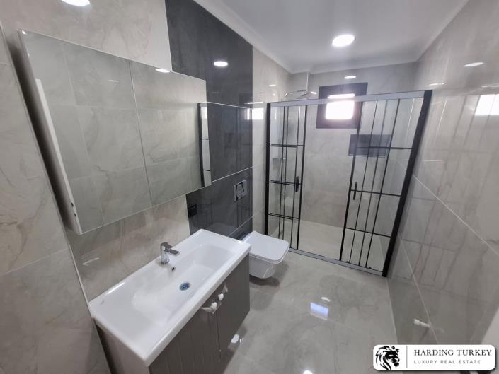 Image No.15-3 Bed Semi-Detached for sale