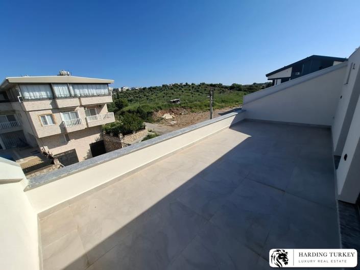 Image No.18-3 Bed Semi-Detached for sale