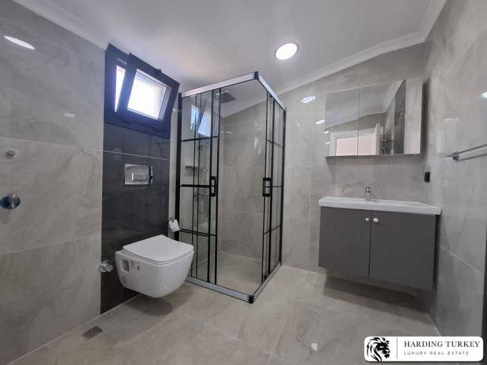 Image No.20-3 Bed Semi-Detached for sale