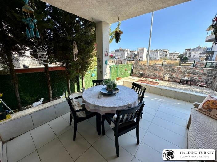 Image No.9-3 Bed Semi-Detached for sale