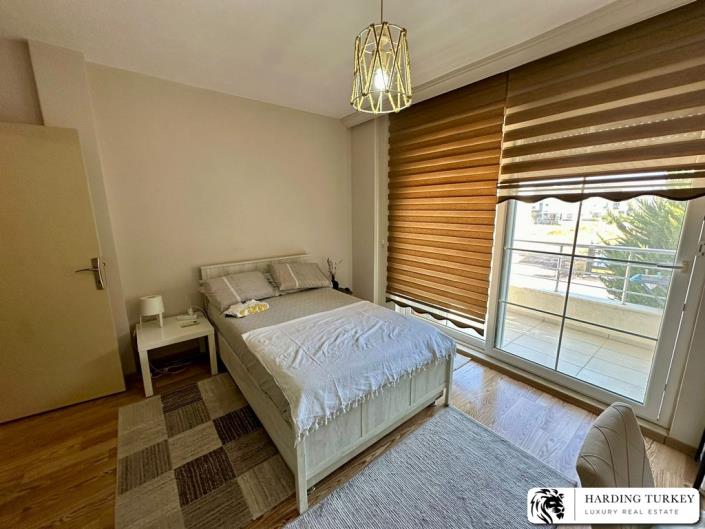 Image No.26-3 Bed Semi-Detached for sale