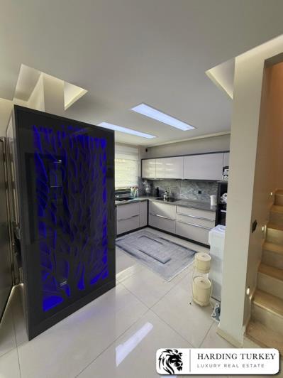 Image No.10-3 Bed Semi-Detached for sale