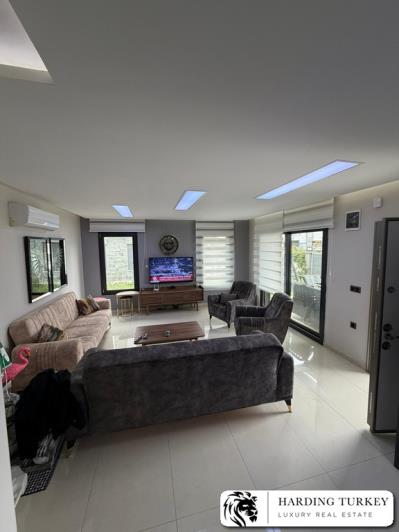 Image No.11-3 Bed Semi-Detached for sale