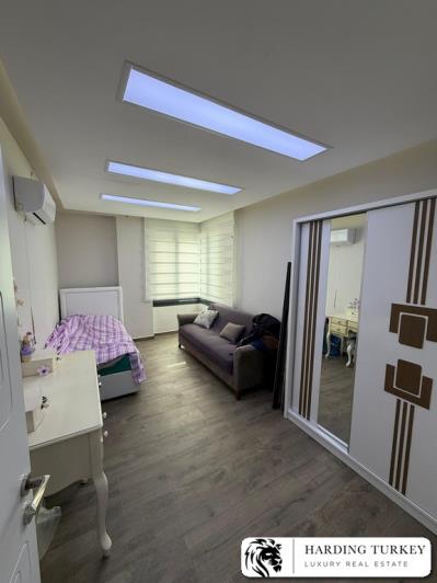 Image No.17-3 Bed Semi-Detached for sale