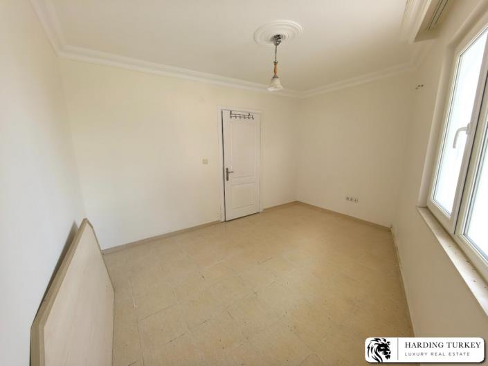 Image No.20-1 Bed Apartment for sale
