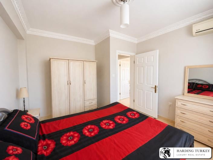 Image No.14-3 Bed Apartment for sale