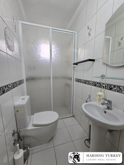 Image No.21-3 Bed Apartment for sale