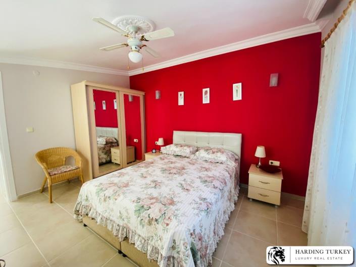 Image No.9-3 Bed Semi-Detached for sale