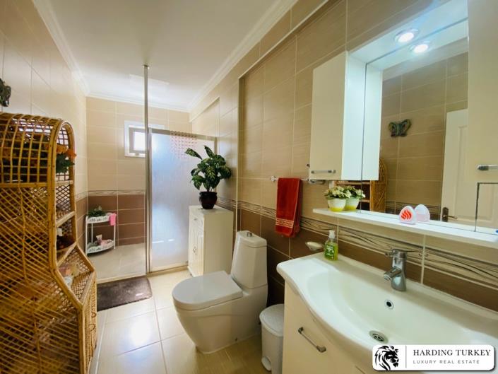 Image No.15-3 Bed Semi-Detached for sale