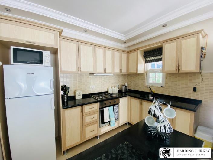 Image No.20-3 Bed Semi-Detached for sale