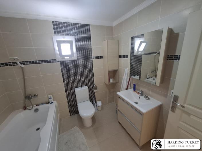 Image No.9-3 Bed Duplex for sale