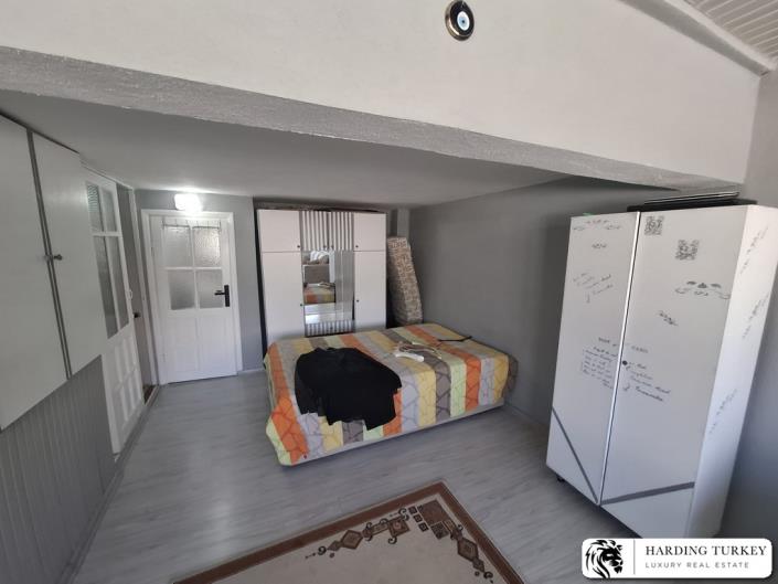 Image No.18-3 Bed Semi-Detached for sale