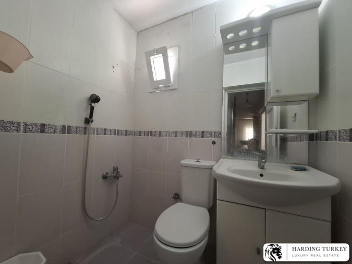 Image No.27-3 Bed Semi-Detached for sale